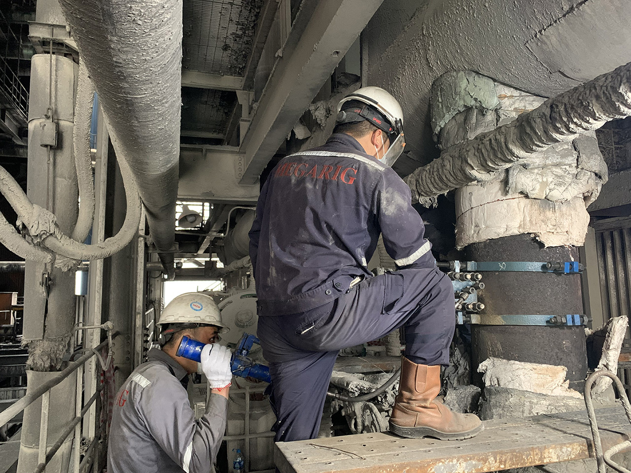 Online leak sealing in pressure measuring pulse line
